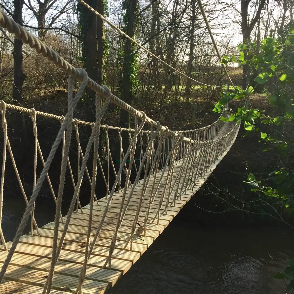 incredible+rope+bridge