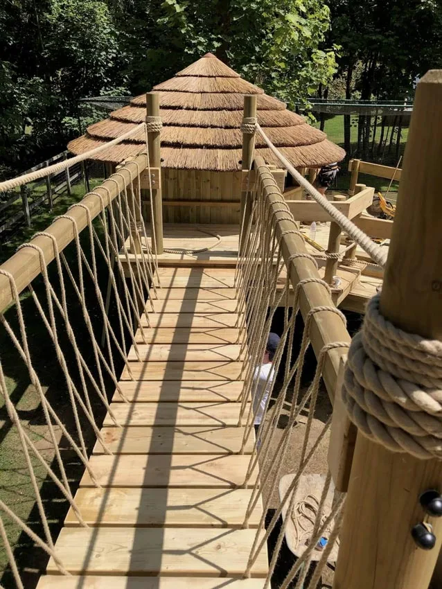 treehousewithropebridge tree house with rope bridge